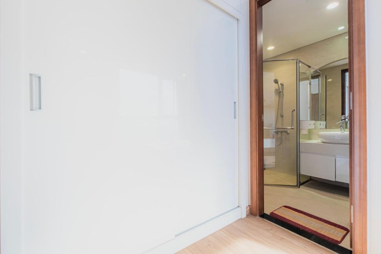 Mott Haven Apart - Vinhomes Central Park, Landmark 81 Area & Ice Rink ホーチミン市 エクステリア 写真